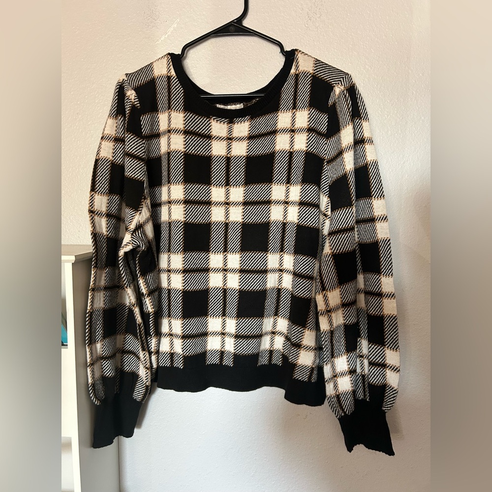 Cato Plaid Black White golden accents Women's Sweater